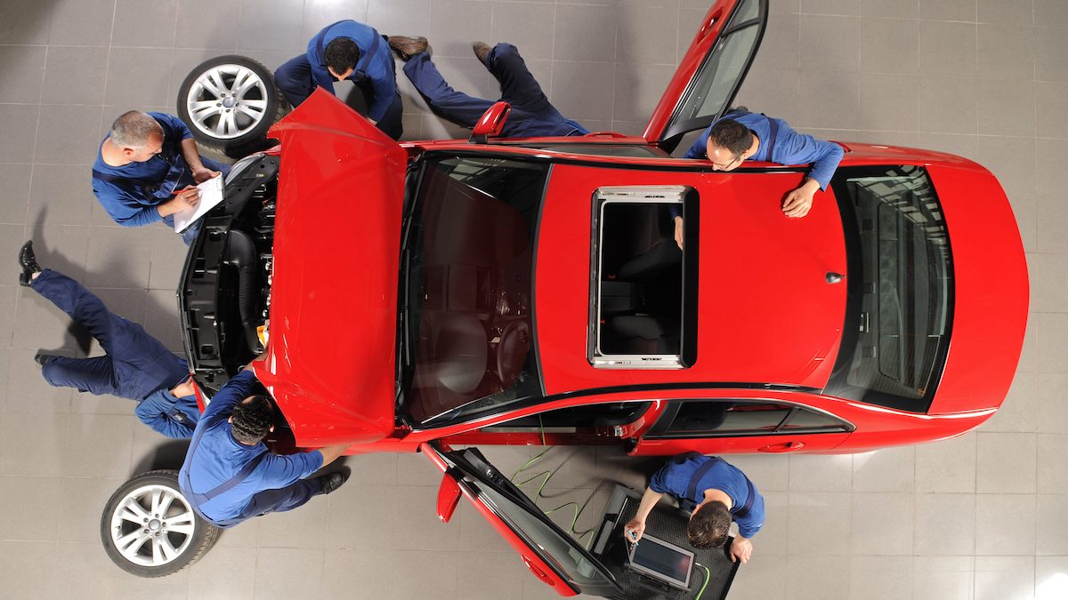 How to Choose a Repair Shop for Your High-End Sports Car
