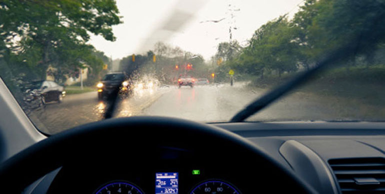 Top 10 Tips for Driving in the Rain