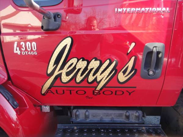 Jerry's Auto Body 3410 Bethlehem Pike, Souderton, PA 18964 Jerry's Auto Body Logo