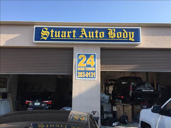 Stuart Auto Body 2649 S.E. Fairmont St., Stuart, FL 34997 Stuart Auto Body Logo