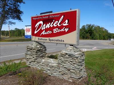 Daniel's Auto Body, Inc. 1010 Brunswick Avenue, Gardiner, ME 04345 Daniel's Auto Body, Inc. Logo