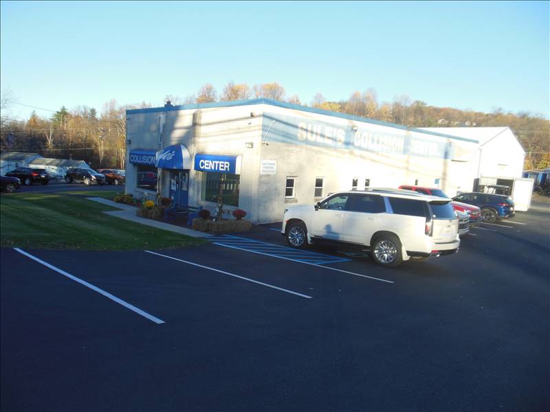 Sule's Collision Center Logo
