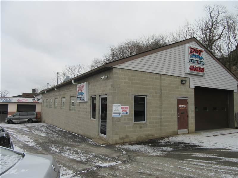 D & T Auto Body 186 Perry Hwy, Pittsburgh, PA 15229 D & T Auto Body Logo