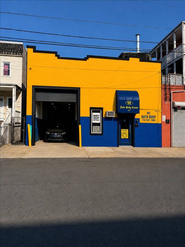 Vc Auto Body Center Inc. Logo