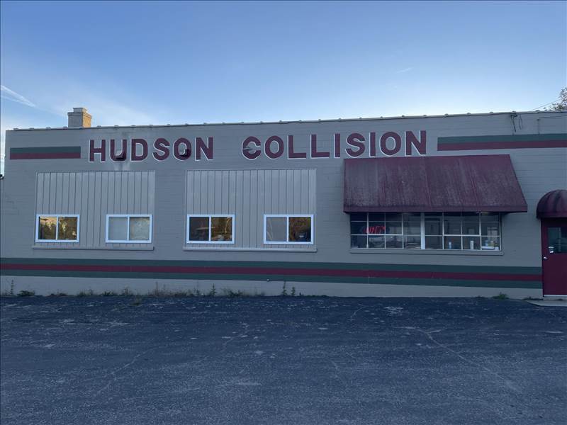 Hudson Collision 555 S Meridian Rd, Hudson, MI 49247 Hudson Collision Logo