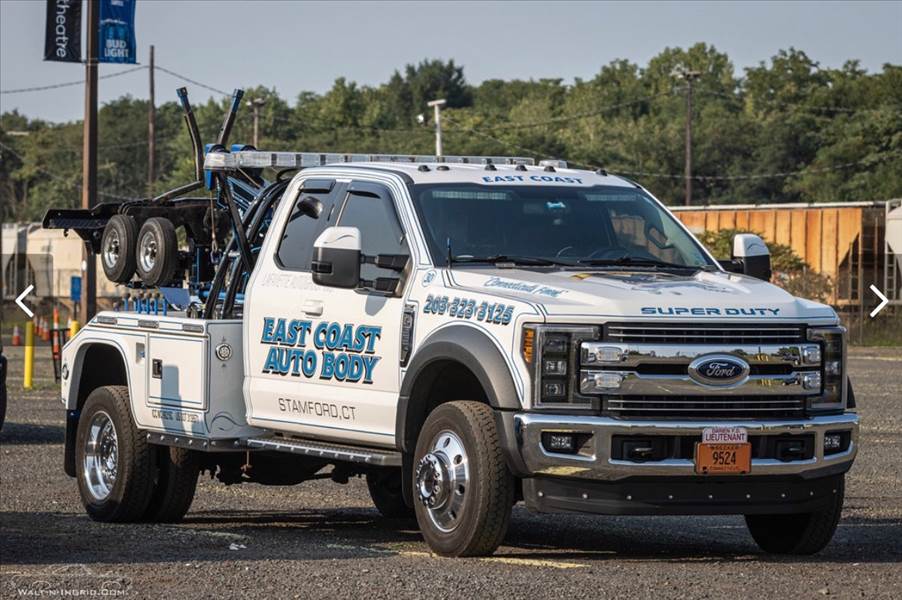 East Coast Auto Body Logo