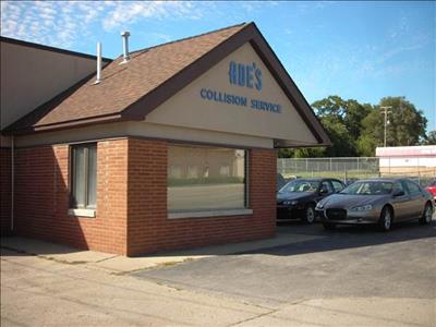 Ade's Collision Service 2525 S Getty St, Muskegon, MI 49444 Ade's Collision Service Logo
